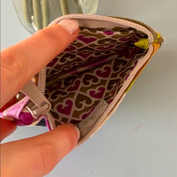 NWOT Vera Bradley Zip ID change purse - Picture 3 of 3